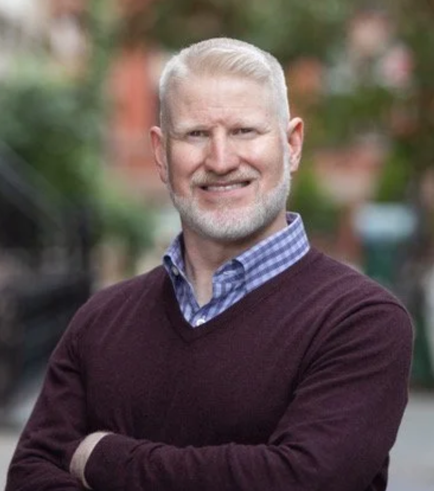 I_Rodriguez_Professional_Headshot